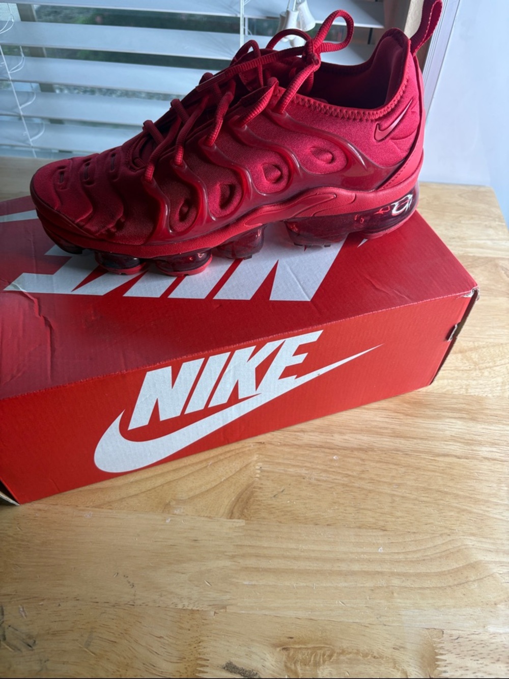 Nike mens Red VaporMax Plus Style Sneakers